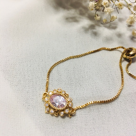 Beautiful Handmade Floral Zircon Charm Adjustable Bracelet, contemporary style - Picture 2 of 4